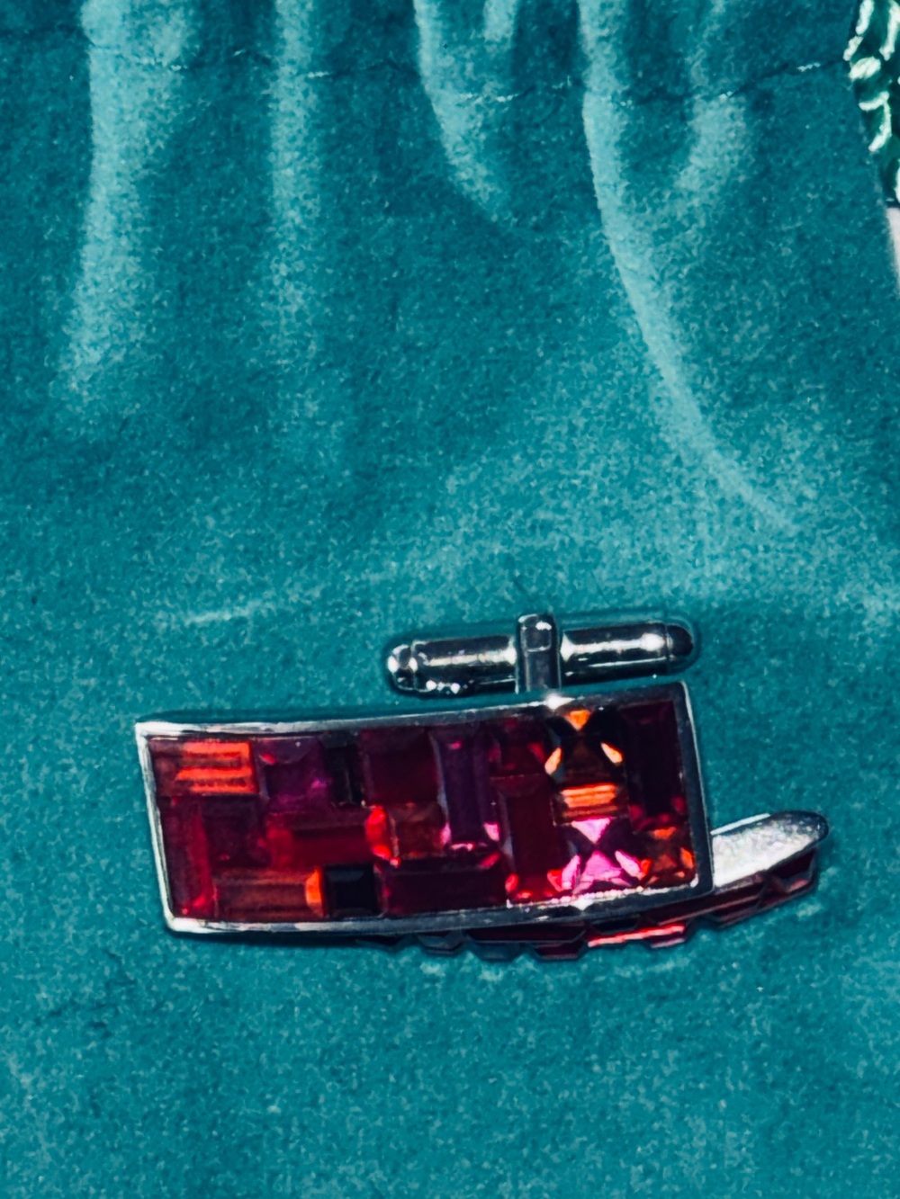 Robert Tateossian RT London Red Crystal Mosaic Curved Cufflinks - Picture 4 of 10